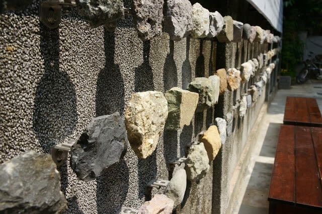 青田七六-岩石牆